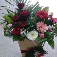 Colorful Moment of Love - Box with flowers