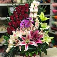 Любовь мысли - Коробка с цветами...