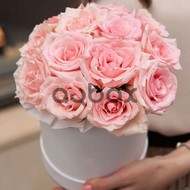 Roses - Box with flowers