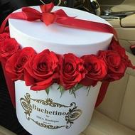 The radiance of rose - Box with flowers