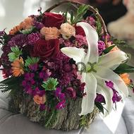 Garden of delicate flowers - Box with flowers