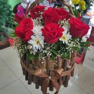 Mixed joy - Box with flowers