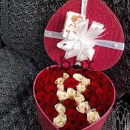 Lovely Red Roses box